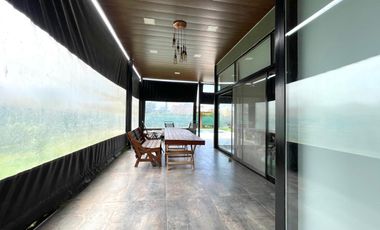 Casa 2 dormitorios, cochera,quincho y pileta en Punta Chacra Roldan