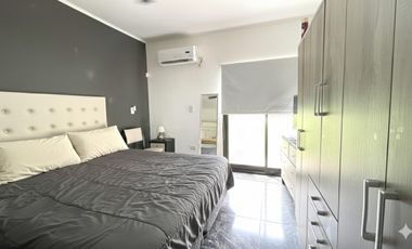 Casa 2 dormitorios, cochera,quincho y pileta en Punta Chacra Roldan