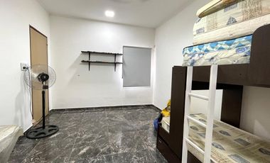 Casa 2 dormitorios, cochera,quincho y pileta en Punta Chacra Roldan