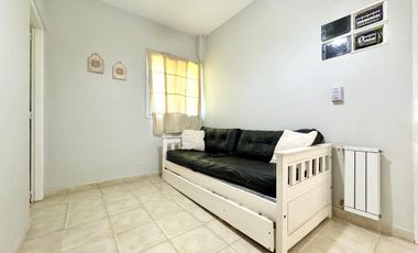 CASA EN ALQUILER  5 AMB C/PILETA  - SAINT THOMAS SUR