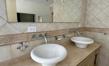 CASA EN ALQUILER  5 AMB C/PILETA  - SAINT THOMAS SUR