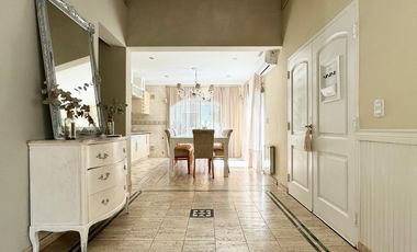 CASA EN ALQUILER  5 AMB C/PILETA  - SAINT THOMAS SUR