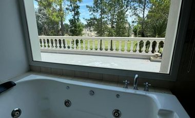 CASA EN ALQUILER  5 AMB C/PILETA  - SAINT THOMAS SUR