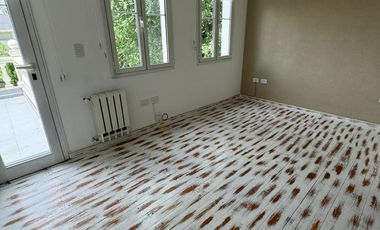 CASA EN ALQUILER  5 AMB C/PILETA  - SAINT THOMAS SUR