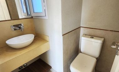 SIN MUEBLES. LOTE INTERNO. EXCELENTE ESTADO.