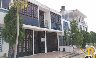ARRIENDO CASA BARRIO CARIBABARE YOPAL