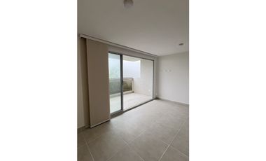 ARRIENDO APARTAMENTO FORESTA CALAMBEO