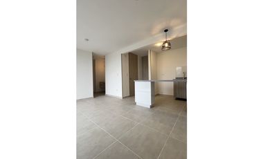 ARRIENDO APARTAMENTO FORESTA CALAMBEO