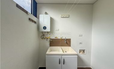 CASA CAMPESTRE EN ARRIENDO EN PARCELACION EN EL RETIRO