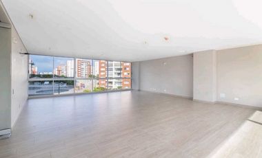 APARTAMENTO EN VENTA EN VALLE DEL LILI SUR DE CALI