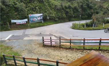 Vendo Casa y Fonda En Santo Domingo