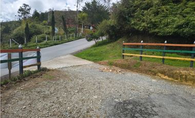 Vendo Casa y Fonda En Santo Domingo