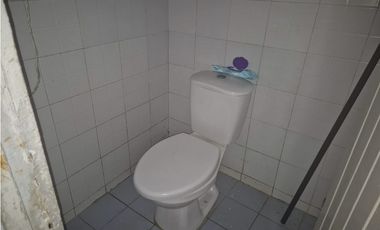 SE VENSE VENDE CASA  BARRIO LA PAZ, FLORIDABLANCA - POR LA 200