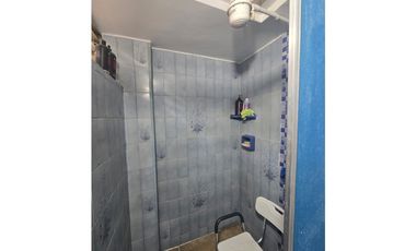 Venta de casa en Manrique central segundo piso con terraza