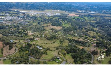 CASA O LOTE EN VENTA RIONEGRO, ANTIOQUIA