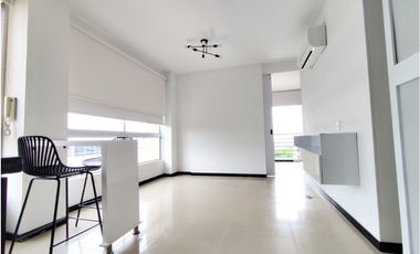 SE ARRIENDA  APARTAESTUDIO EN EDIFICIO TOWERS