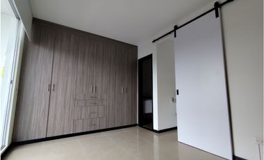 SE ARRIENDA  APARTAESTUDIO EN EDIFICIO TOWERS