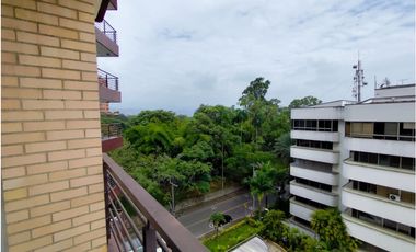 SE ARRIENDA  APARTAESTUDIO EN EDIFICIO TOWERS