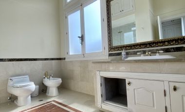 Vendo apartamento en santa Mónica residencial