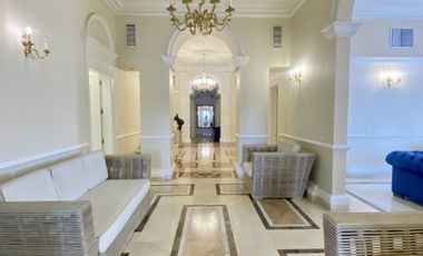 Vendo apartamento en santa Mónica residencial