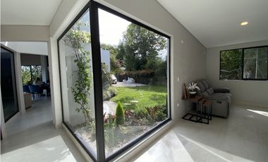 CASA CAMPESTRE EN PARCELACIÓN VDA CIMARRONAS SMG