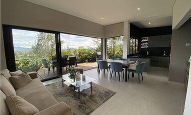 CASA CAMPESTRE EN PARCELACIÓN VDA CIMARRONAS SMG