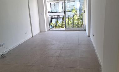 Alquiler  dos ambientes nuevo, con balcón, al frente, luminoso - Saavedra