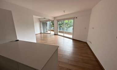 En venta, excelente piso de 2 dormitorios con balcon terraza y parrilla, cochera