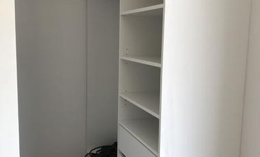 En venta, excelente piso de 2 dormitorios con balcon terraza y parrilla, cochera