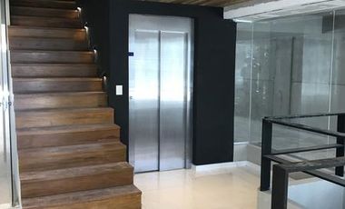 En venta, excelente piso de 2 dormitorios con balcon terraza y parrilla, cochera