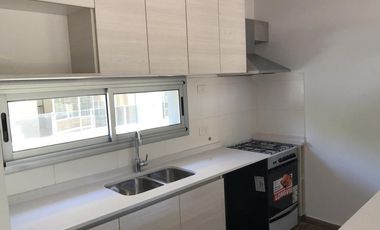 En venta, excelente piso de 2 dormitorios con balcon terraza y parrilla, cochera