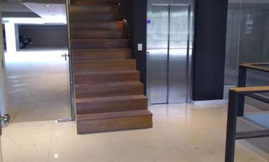 En venta, excelente piso de 2 dormitorios con balcon terraza y parrilla, cochera