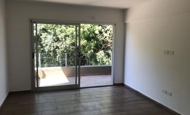 En venta, excelente piso de 2 dormitorios con balcon terraza y parrilla, cochera