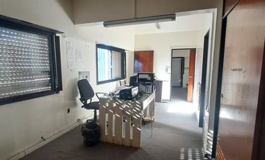 Depósito en Pablo Podesta en VENTA