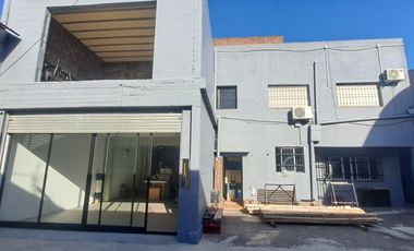 Depósito en Pablo Podesta en VENTA