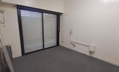 Depósito en Pablo Podesta en VENTA