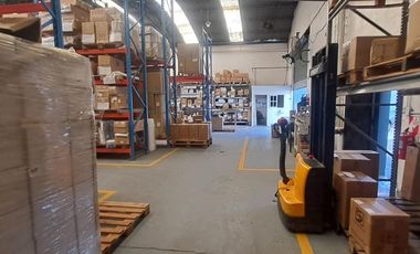 Depósito en Pablo Podesta en VENTA