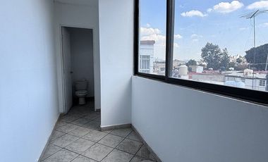 Oficina en Renta, Periférico, 110 m2