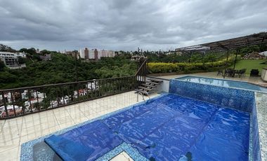 Espectacular casa en Cuernavaca con hermosa vista y seguridad 24/7