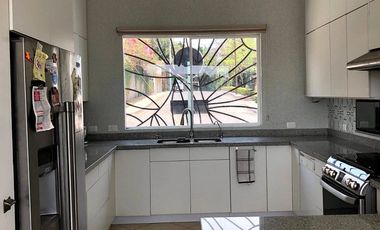 Espectacular casa en Cuernavaca con hermosa vista y seguridad 24/7