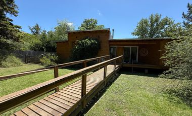 Casa en Barrio Los Pinos