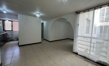 DEPARTAMENTO EN VENTA  CON ELEVADOR A 3 MINUTOS DEL METRO JAMAICA