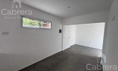 PH de dos dormitorios en venta en Tolosa, La Plata