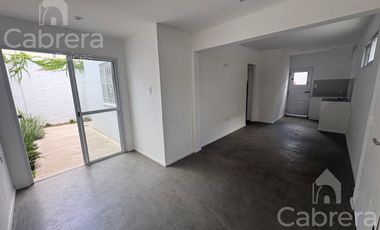 PH de dos dormitorios en venta en Tolosa, La Plata