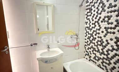 Alquiler de Departamento 2 Ambientes en Ramos Mejia Con Balcón al Fte y Cta. Fte. Apto Profesional