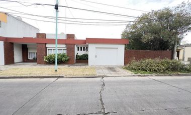 Casa - Centro De Lujan