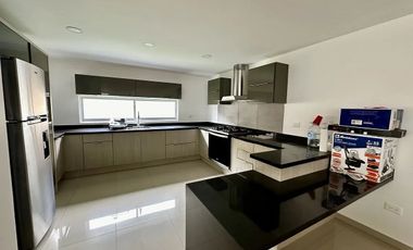 CASA EN VENTA PARQUE BAJA CALIFORNIA LOMAS DE ANGELOPOLIS