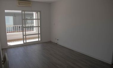 Departamento en Beccar Central