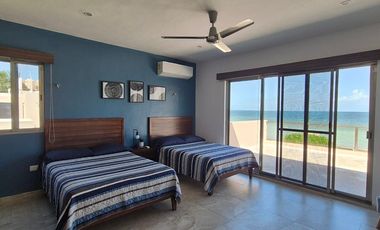 Casa frente al mar en Venta, en Telchac, Yucatán.