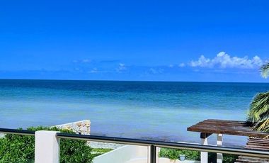 Casa frente al mar en Venta, en Telchac, Yucatán.